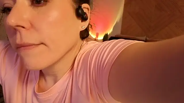 Ellie-L-Elizabeth online show from 02/28/26, 02:11