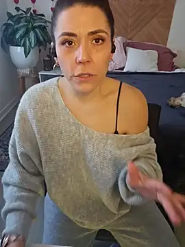 Ellie-L-Elizabeth online show from 02/19/26, 07:00