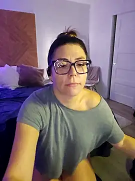 Ellie-L-Elizabeth online show from 11/21/25, 11:59