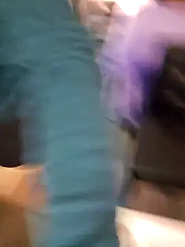 Ellie-L-Elizabeth online show from 12/02/25, 03:14