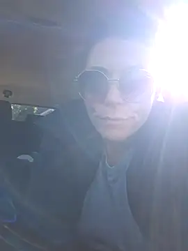 Ellie-L-Elizabeth online show from 11/06/25, 04:11