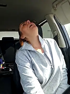 Ellie-L-Elizabeth online show from 03/11/25, 03:23