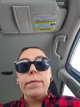 Ellie-L-Elizabeth online show from 02/18/25, 02:27