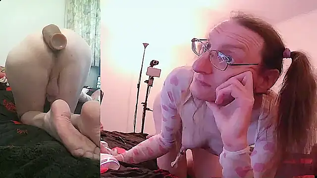 CDAdalyn online show from 10/21/25, 02:55