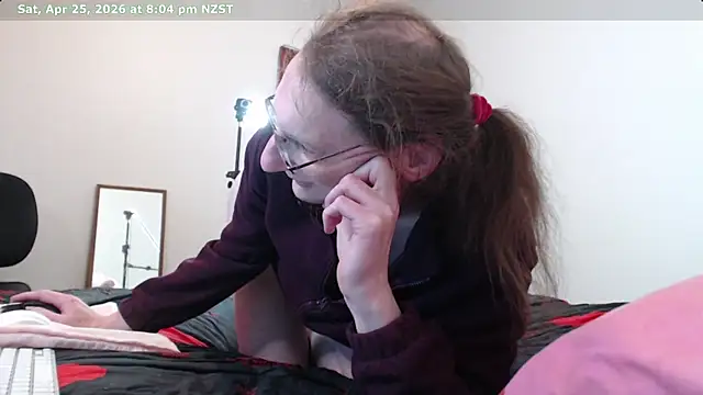 CDAdalyn online show from 04/25/26, 08:06