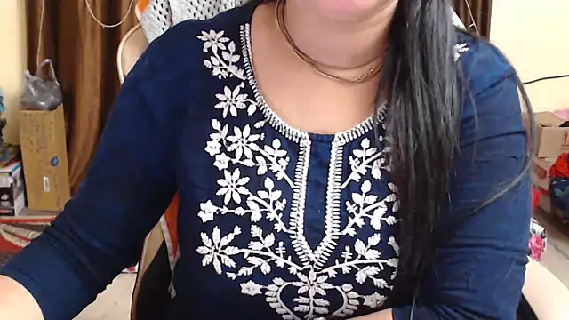 Snapshot of Naughty_Kashish chatting on 03/07/25, 08:56 Naughty Kashish online show from 03/07/25, 08:56