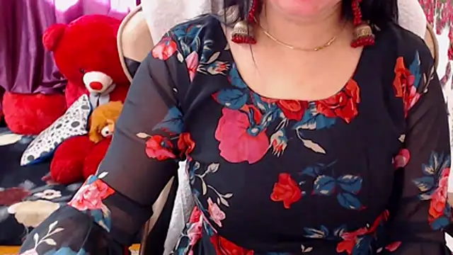 Naughty Kashish online show from 02/19/26, 05:37