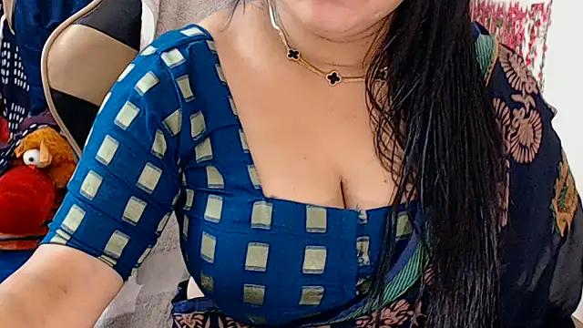 Snapshot of Naughty_Kashish chatting on 07/08/26, 06:47 Naughty Kashish online show from 07/08/26, 06:47