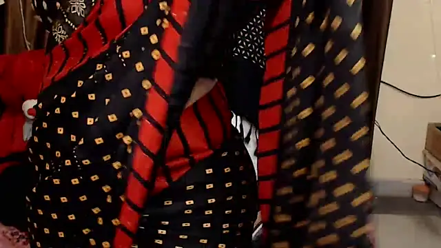 Snapshot of Naughty_Kashish chatting on 09/26/25, 06:42 Naughty Kashish online show from 09/26/25, 06:42