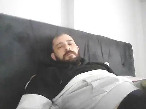 NiiiRvaNaa online show from 11/13/25, 05:22