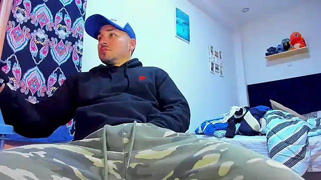 MikeMiller2 online show from 09/16/25, 06:03