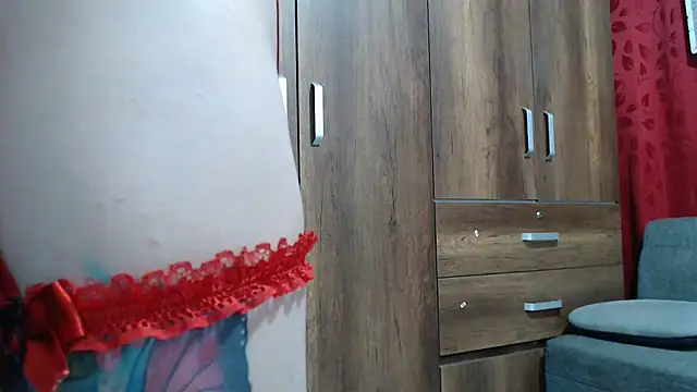 sabrinagee321930 online show from 01/28/25, 11:49