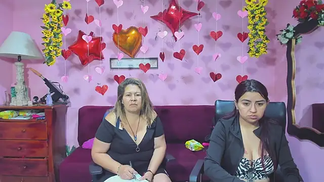 lesbiancuple online show from 02/09/26, 12:03