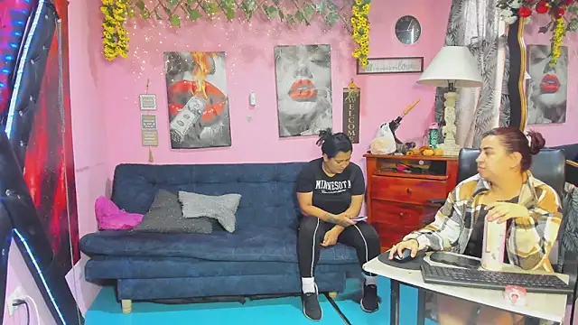 lesbiancuple online show from 04/22/26, 12:12