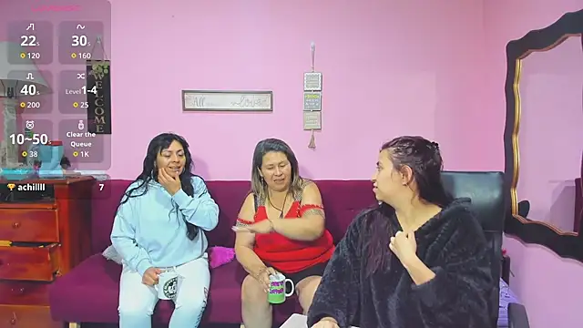 lesbiancuple online show from 11/05/25, 12:47