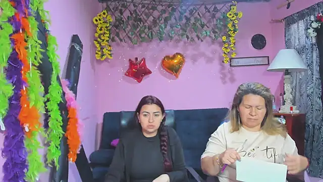 lesbiancuple online show from 02/25/26, 11:54