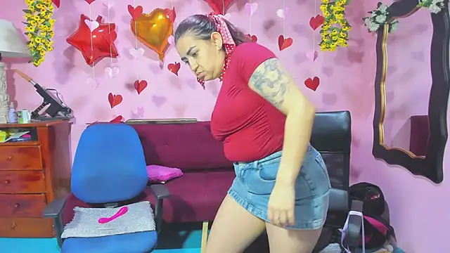 lesbiancuple online show from 02/15/26, 10:25