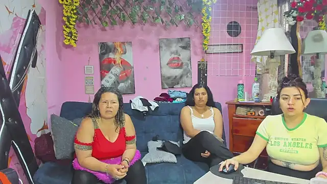 lesbiancuple online show from 05/08/26, 12:20