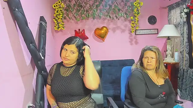 lesbiancuple online show from 02/24/26, 12:28