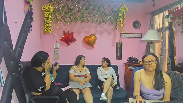 lesbiancuple online show from 03/25/26, 12:04