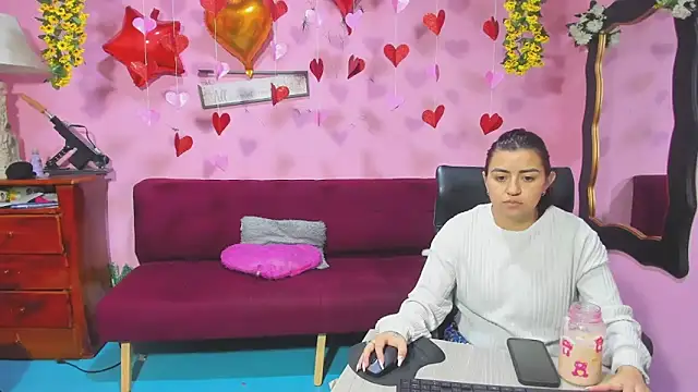 lesbiancuple online show from 02/11/26, 11:43