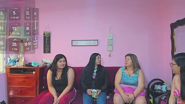 lesbiancuple online show from 11/12/25, 01:15