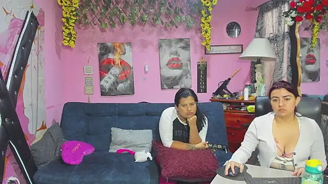 lesbiancuple online show from 04/28/26, 12:09