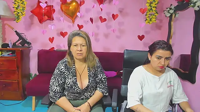 lesbiancuple online show from 02/13/26, 01:22