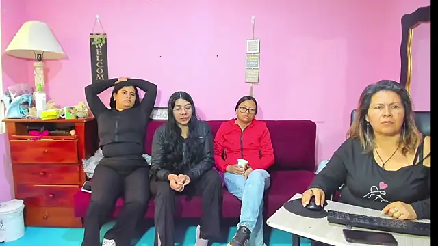 lesbiancuple online show from 11/14/25, 01:48