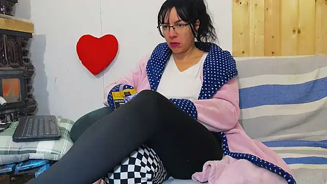 SquirtyMellissaLabia online show from 02/21/26, 04:25