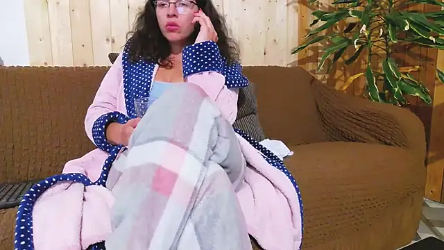 SquirtyMellissaLabia online show from 11/16/25, 05:50