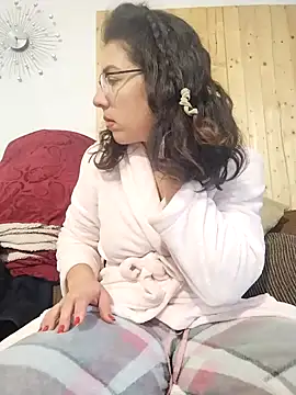 SquirtyMellissaLabia online show from 12/14/25, 08:20