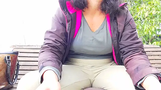 SquirtyMellissaLabia online show from 09/28/25, 07:04