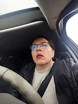 SquirtyMellissaLabia online show from 10/27/25, 08:48