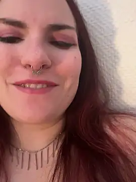 Snapshot of LunaMoongirl chatting on 01/31/25, 04:59 LunaMoongirl online show from 01/31/25, 04:59