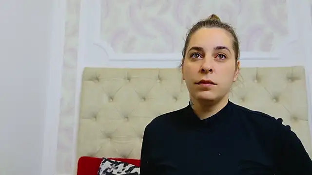 KarinaNoir online show from 03/02/25, 05:01