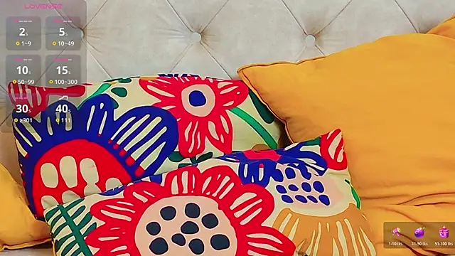 KarinaNoir online show from 12/04/25, 05:17