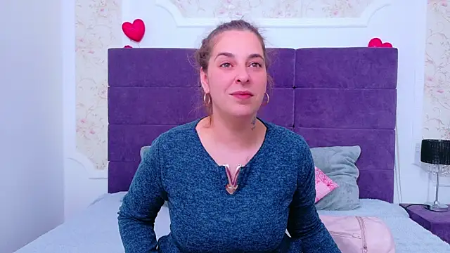 KarinaNoir online show from 05/07/26, 04:17