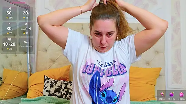 KarinaNoir online show from 11/14/25, 05:22