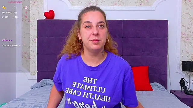Snapshot of KarinaNoir chatting on 06/26/26, 03:56 KarinaNoir online show from 06/26/26, 03:56
