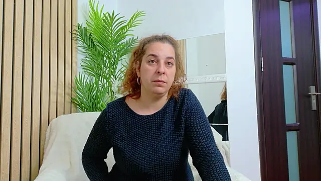 KarinaNoir online show from 05/06/26, 03:54