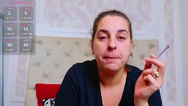 KarinaNoir online show from 09/10/25, 03:49