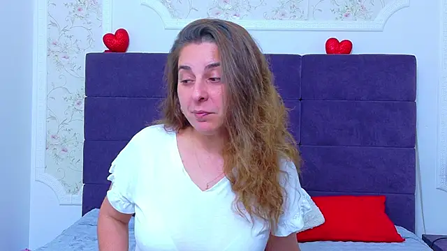 Snapshot of KarinaNoir chatting on 06/15/26, 04:12 KarinaNoir online show from 06/15/26, 04:12