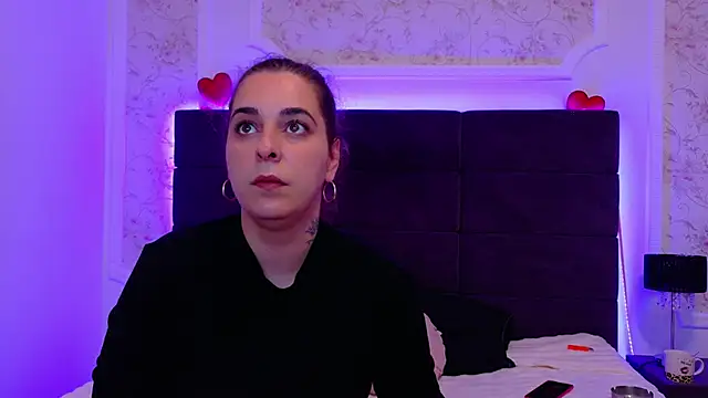 KarinaNoir online show from 05/14/26, 03:47