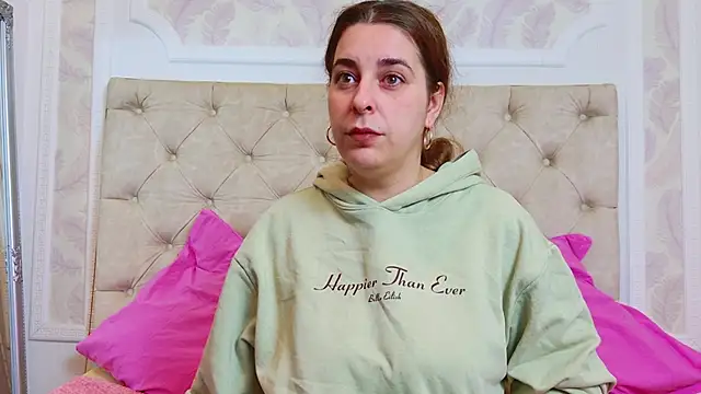 KarinaNoir online show from 04/01/26, 03:52