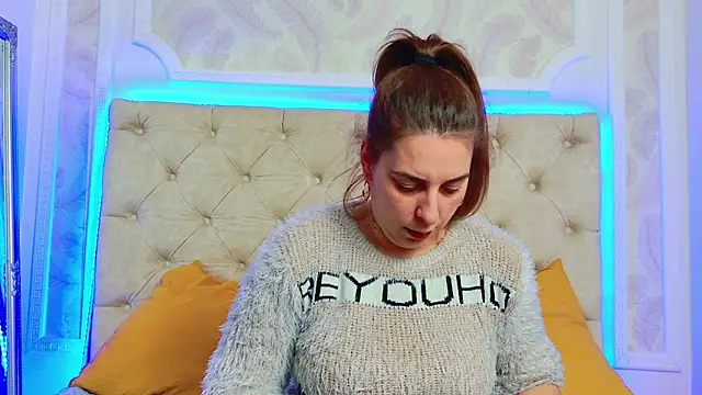 KarinaNoir online show from 03/21/26, 05:08