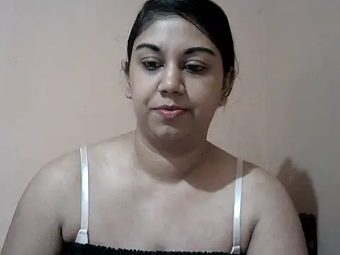 bellachow10 online show from 04/29/26, 06:06