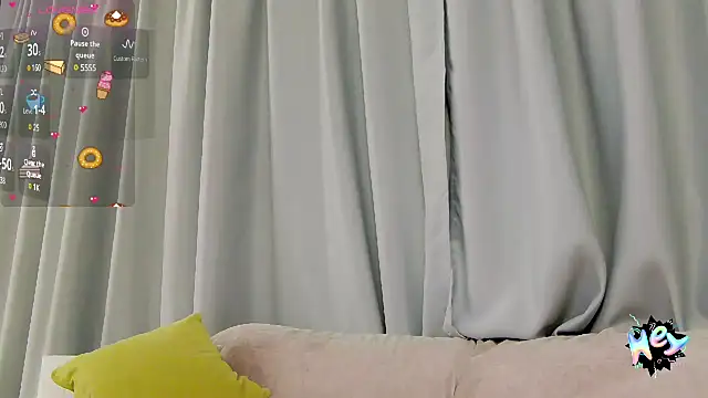 Snapshot of crystalmoon___ chatting on 03/06/25, 08:16 crystalmoon    online show from 03/06/25, 08:16