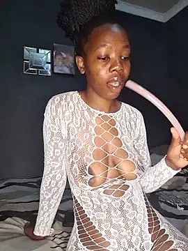 SheisBlacq online show from 12/21/25, 08:53