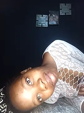 Snapshot of SheisBlacq chatting on 09/18/25, 08:56 SheisBlacq online show from 09/18/25, 08:56